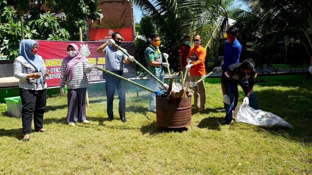 istimewa