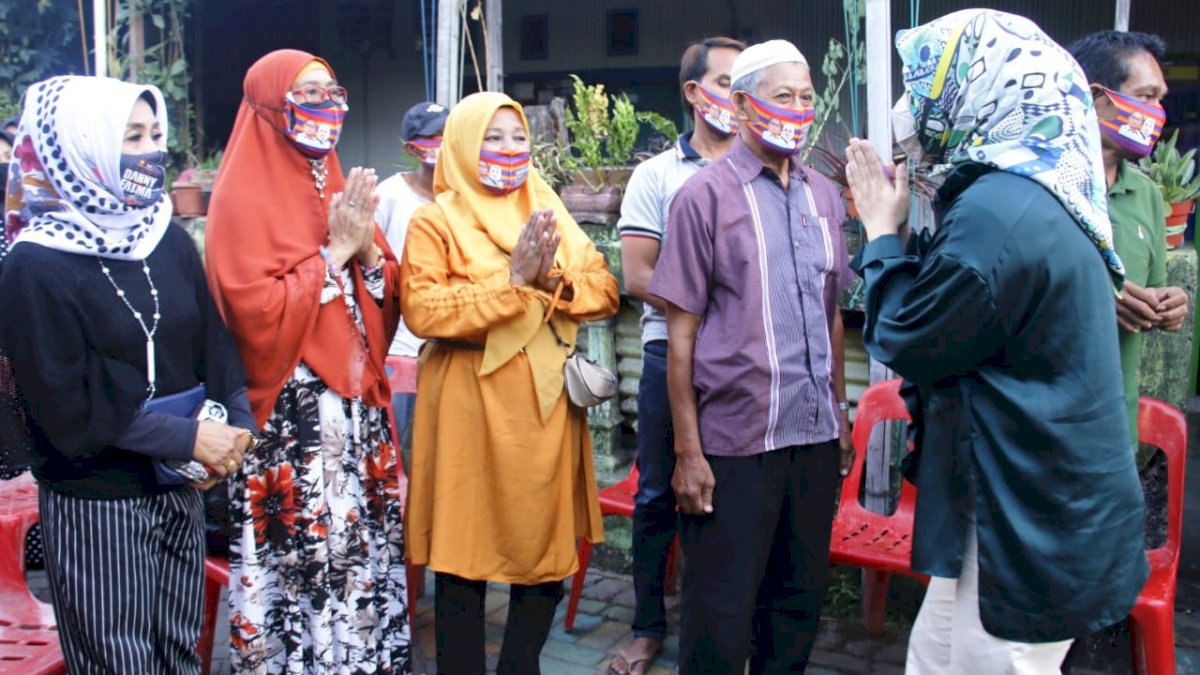 Fatma Serukan Emak-emak Aktif Mengecek Daftar Pemilih