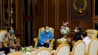 Nurdin Janji Beri Beasiswa untuk Warga di Kepulauan