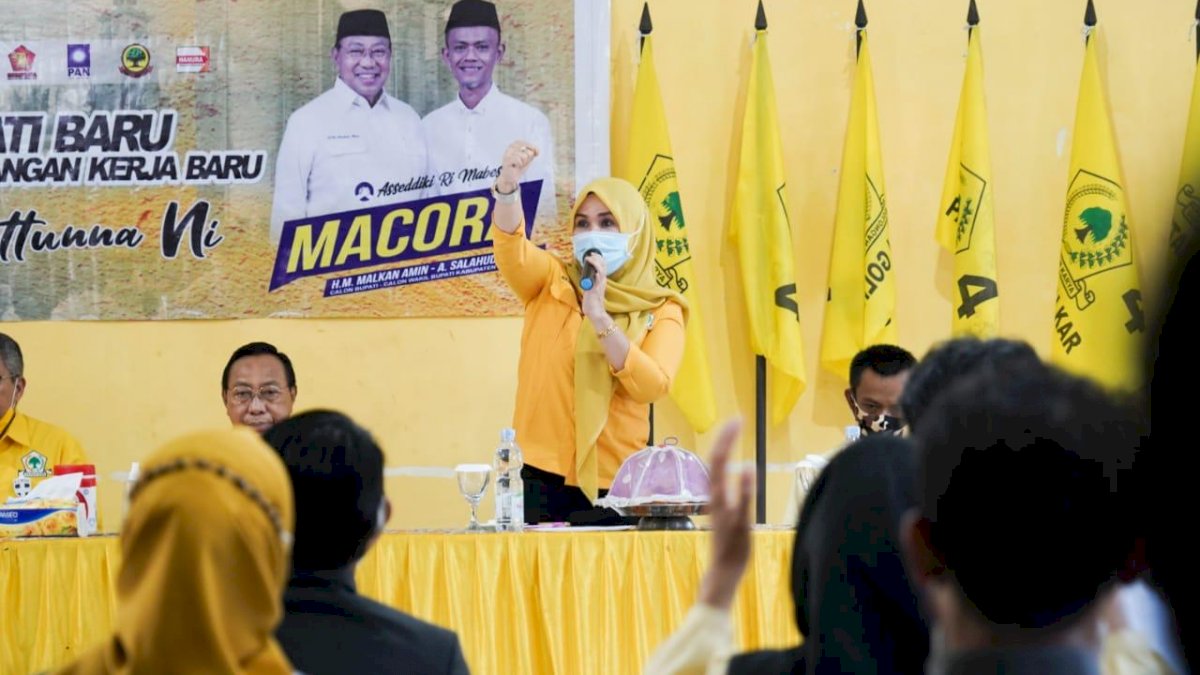 Ina Kartika dan Taufan Pawe Kompak Semangati Usungan Golkar di Barru