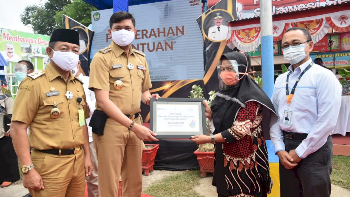 Gowa Terima CSR Rp105 Juta Dari PLN