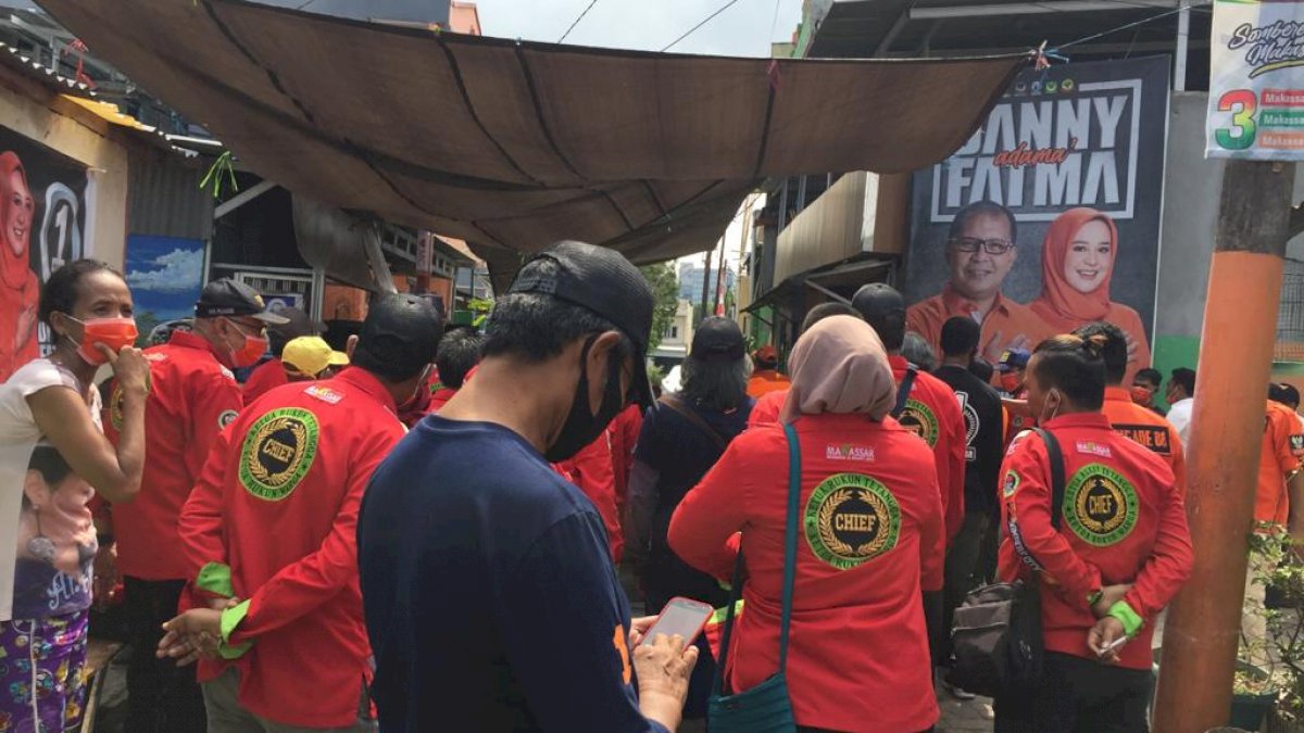 Keluhkan Permudah Pelayanan Administrasi Kependudukan, Danny: Tungguma!