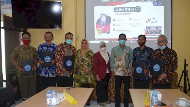 istimewa