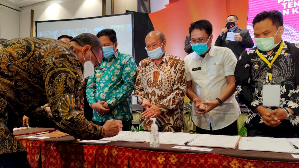 Hadiri Rakor DPMPTSP, Bupati Jeneponto Komiten Permudah Pelayanan