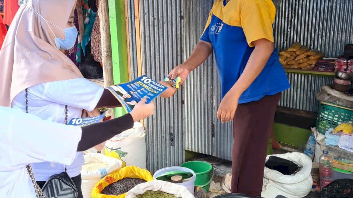 Dekatkan Program, Salam Cantik Millenial SS AK Kunjungi Rumah Warga dan Pasar
