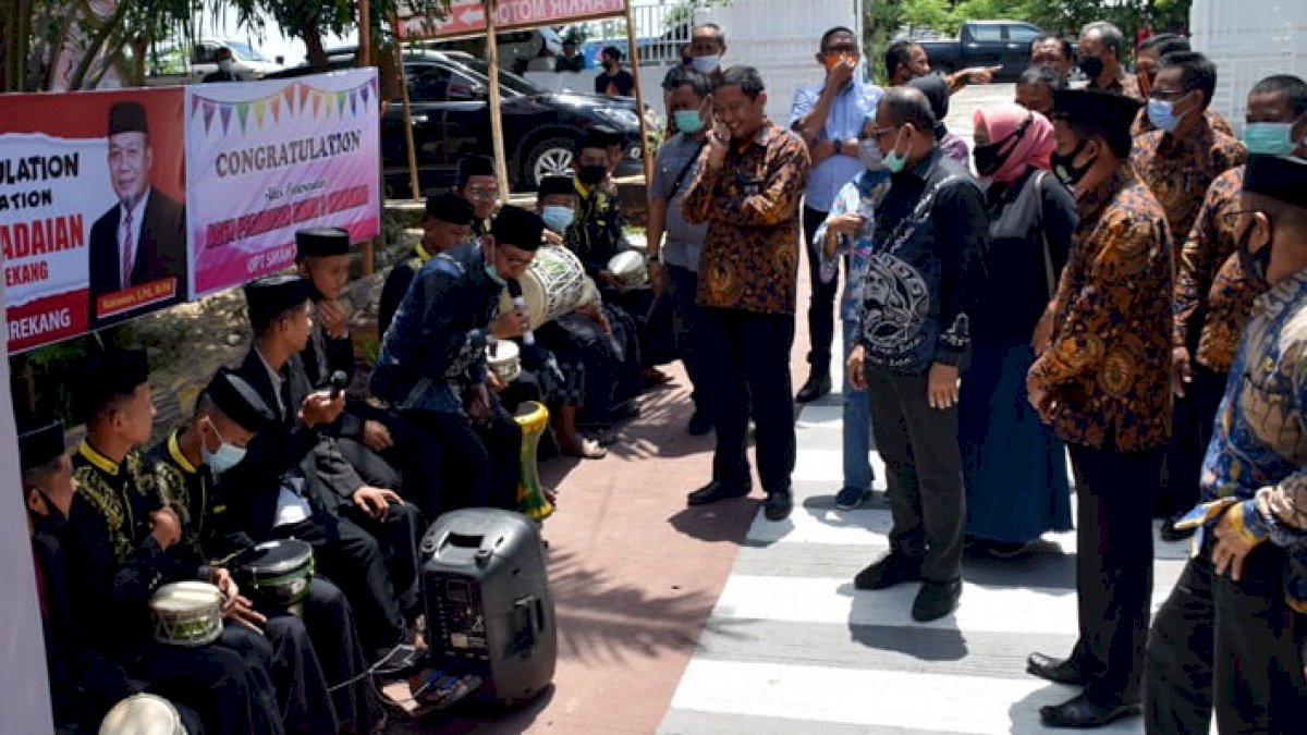 Kadisdik Sulsel Peringati Hari Santri Nasional Sambil Roadshow