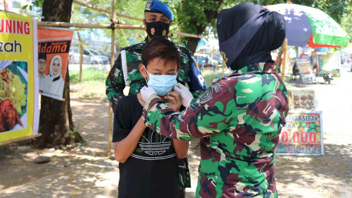 Satgas Covid-19 Kosekhanudnas II Makassar Gencar Gelar Patroli di Era New Normal