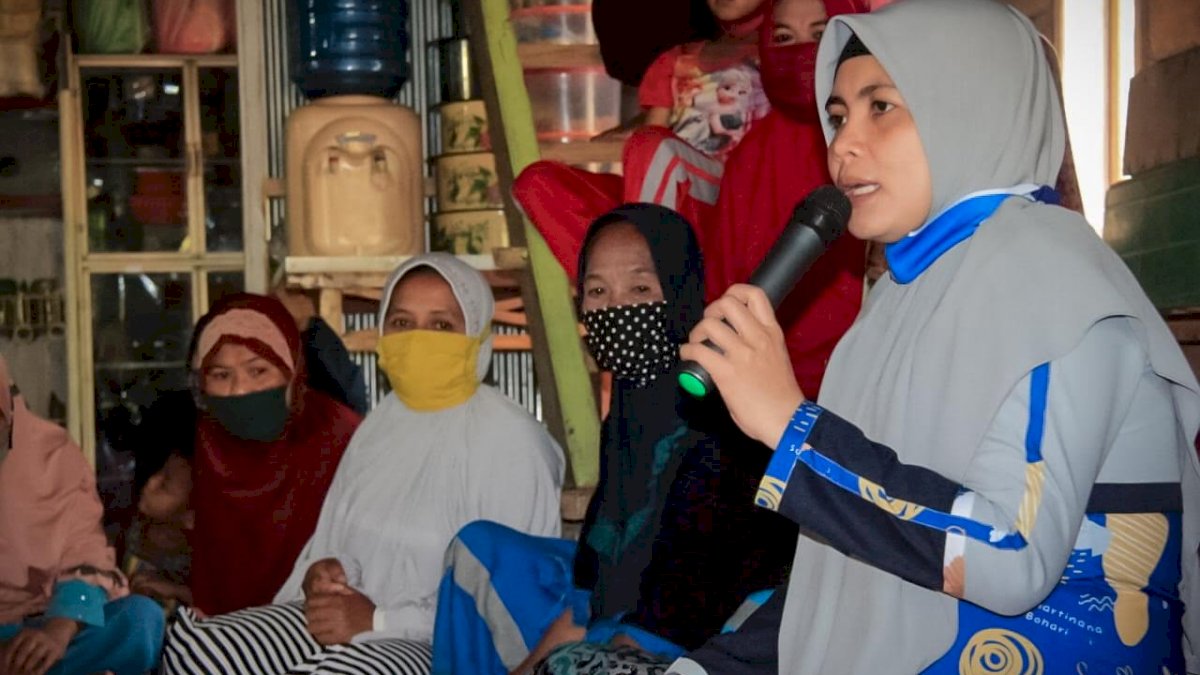 Galang Dukungan, Chaidir-Suhartina Blusukan Hingga ke Pelosok Desa
