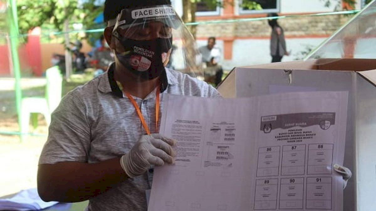 KPU Lutim Gelar Simulasi dengan PPK di Tengah Pandemi