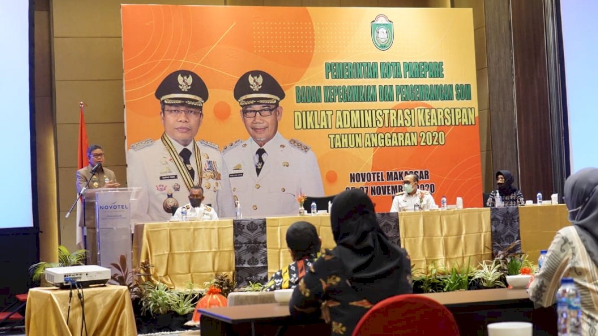 Taufan Pawe: Pemimpin Mesti Melek Kearsipan