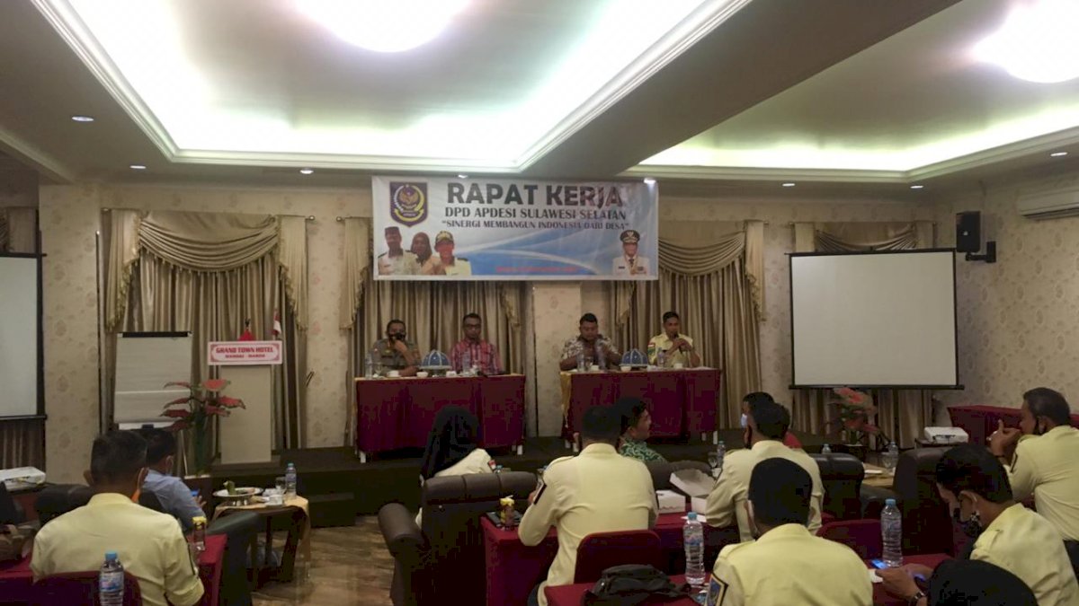 Rapat Kerja APDESI Sulsel, Ini Harapan Sri Rahayu