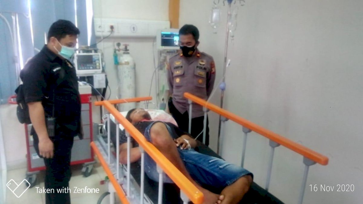 Diduga Depresi, Seorang Pria Asal Sumenep Jawa Timur Gorok Lehernya Sendiri