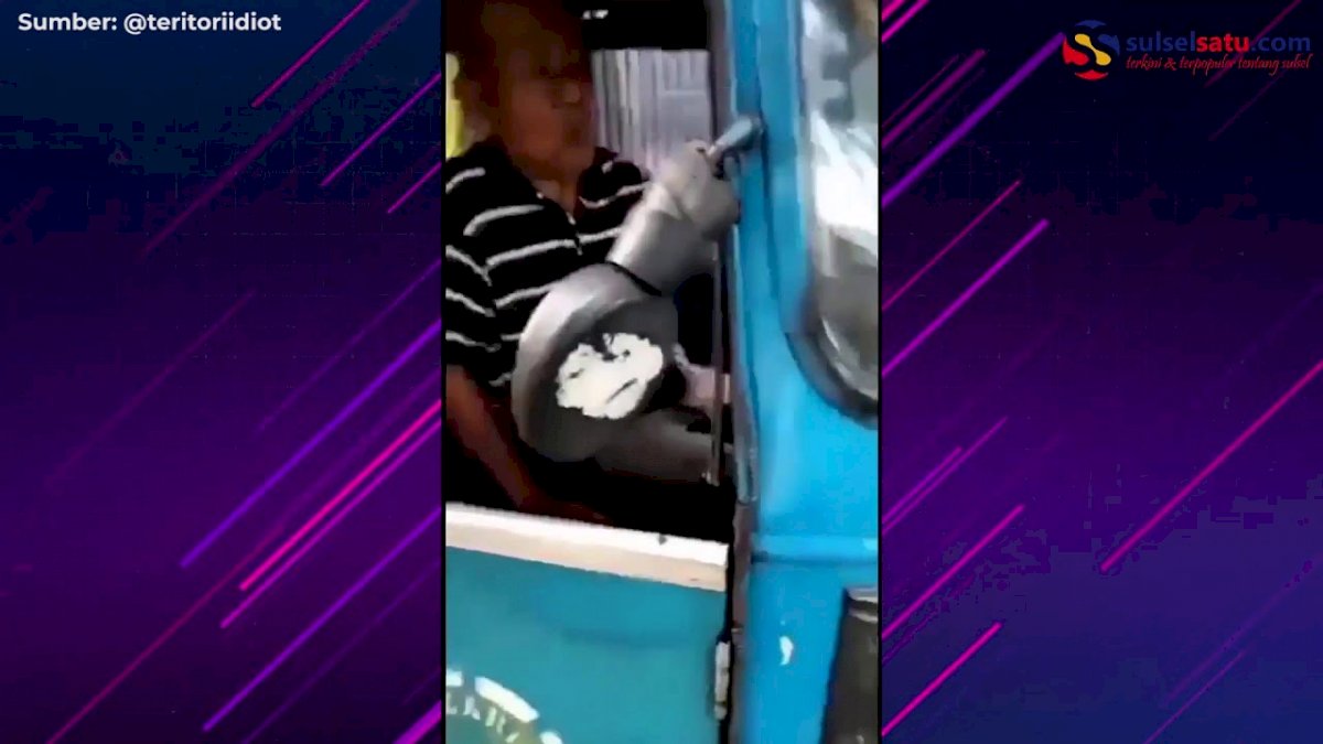 VIDEO: Viral, Sopir Bajaj Kepergok Mesum di Tepi Jalan