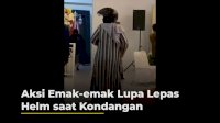 VIDEO: Aksi Emak-emak Lupa Lepas Helm saat Kondangan