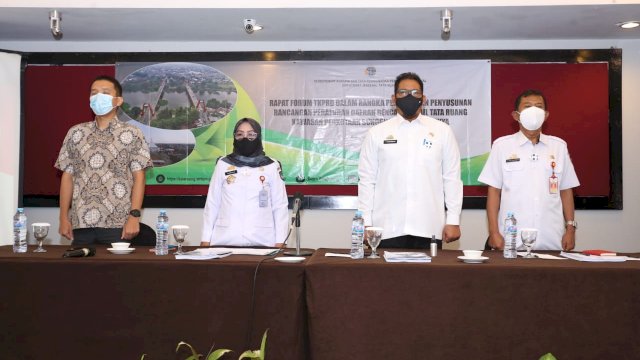 istimewa