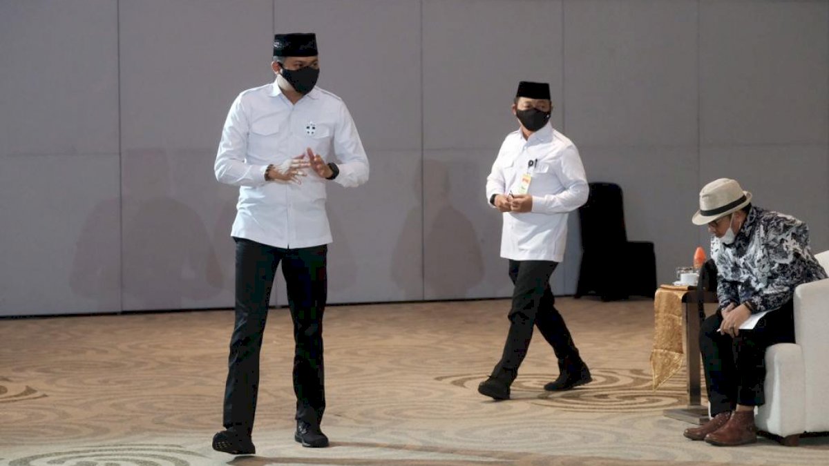 Adnan-Kio Bakal Siapkan Beasiswa untuk Guru Bahasa Daerah
