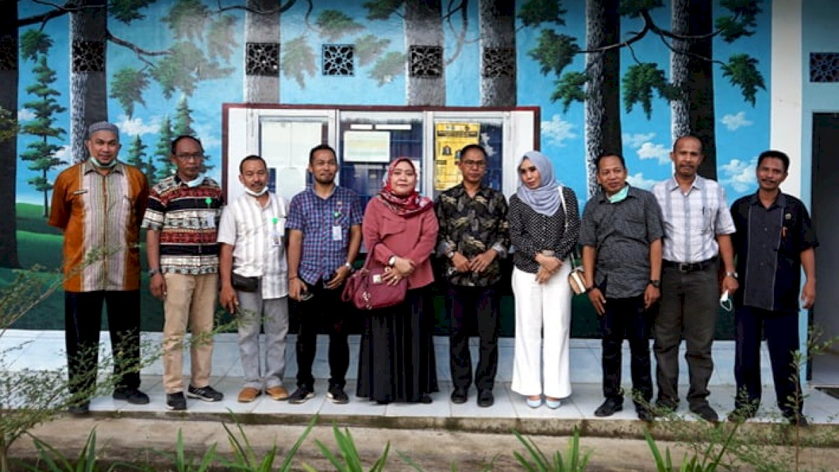 Prof Jufri Sidak Lima Sekolah di Kabupaten Takalar