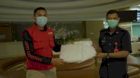 Bantu Tenaga Medis, Anir Peduli Bagi APD di Rumah Sakit PCC Makassar