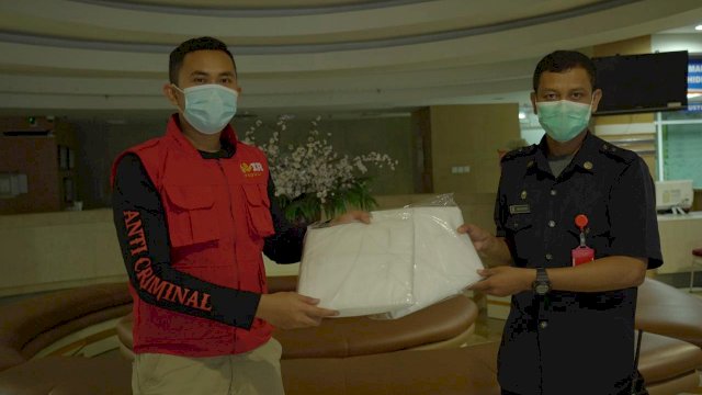 istimewa