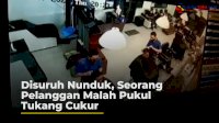 VIDEO: Disuruh Nunduk, Seorang Pelanggan Ini Pukul Tukang Cukur