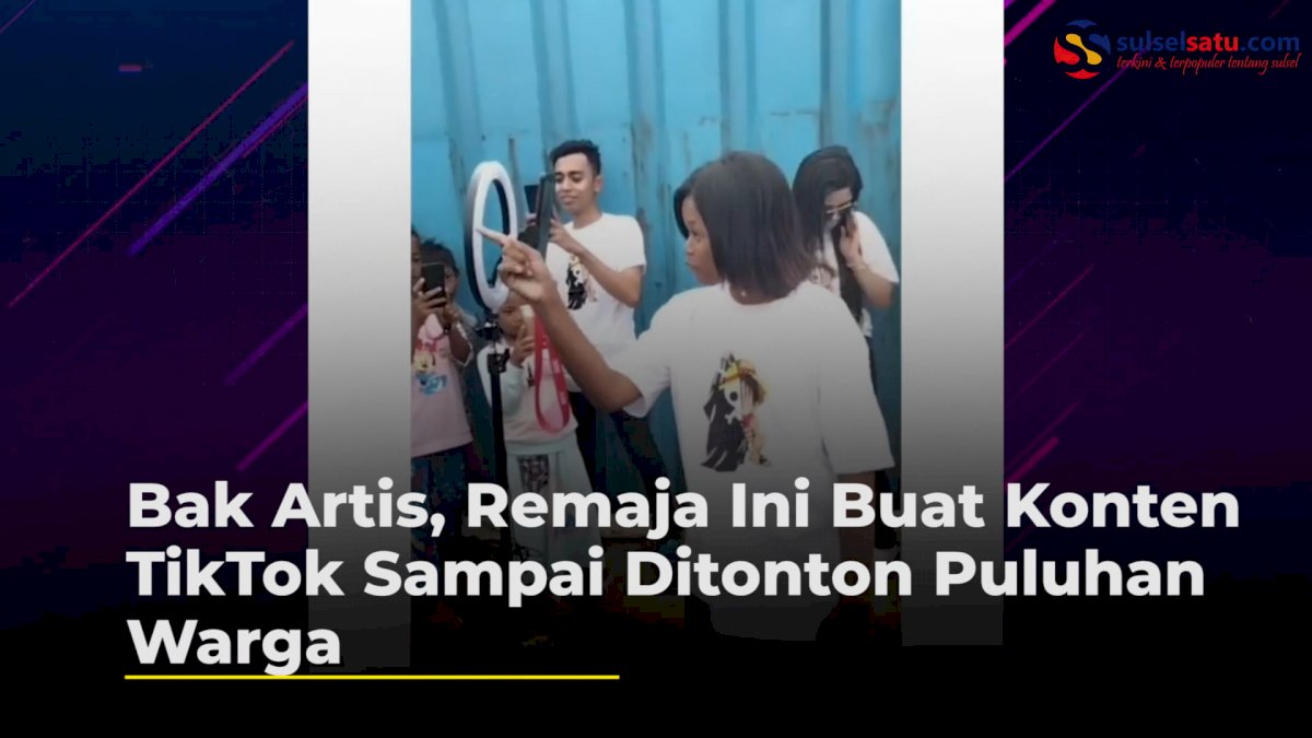 VIDEO: Bak Artis, Remaja Ini Buat Konten TikTok Sampai Ditonton Puluhan Warga
