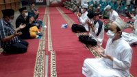 Inginkan Pilwali Makassar Aman dan Damai, Ustadz Bersama Anak Yatim Zikir di Posko Appi-Rahman
