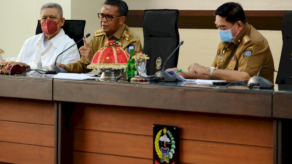 Gubernur Sulsel Instruksikan BKD Setop Penerimaan Tenaga Honorer