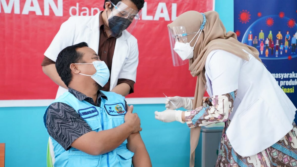 Pemerintah Target 70% Cakupan Vaksinasi COVID-19