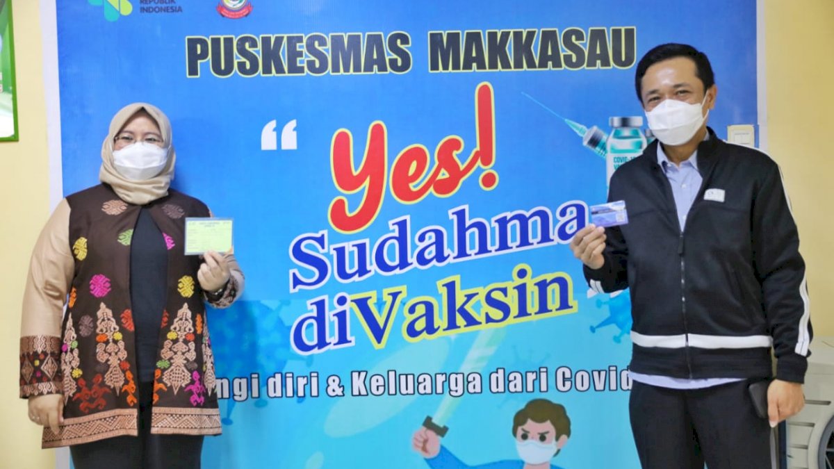 Bukti Telah Divaksin, Warga Makassar Dapat Kartu Aman Covid-19