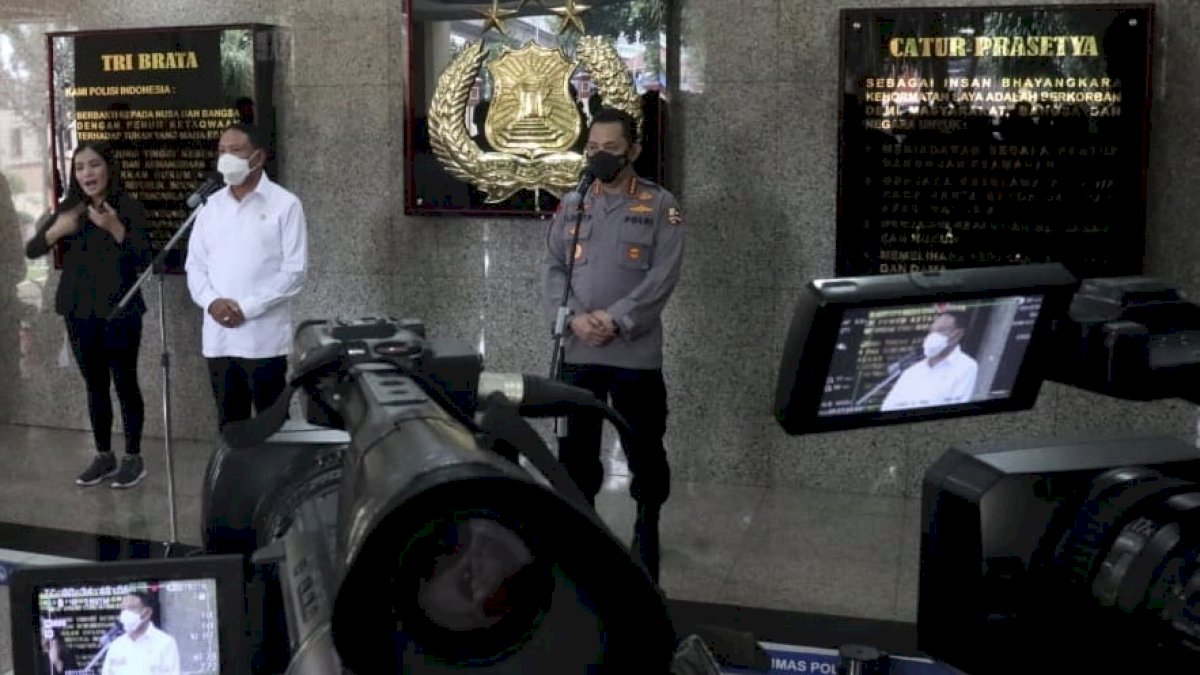Kapolri Ajak Pers Berperan Sebagai Penangkal Hoax dan Perawat Demokrasi