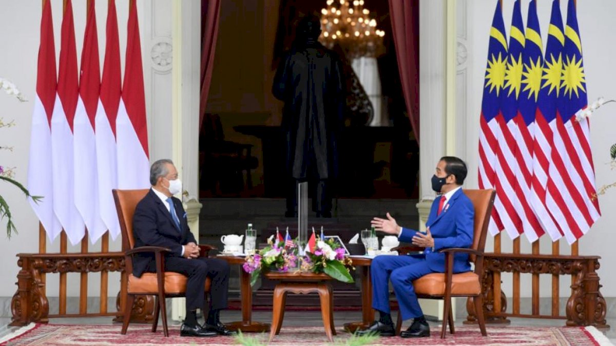 Jokowi dan PM Muhyiddin Yassin Bahas Isu Perlindungan WNI dan Diskriminasi Sawit