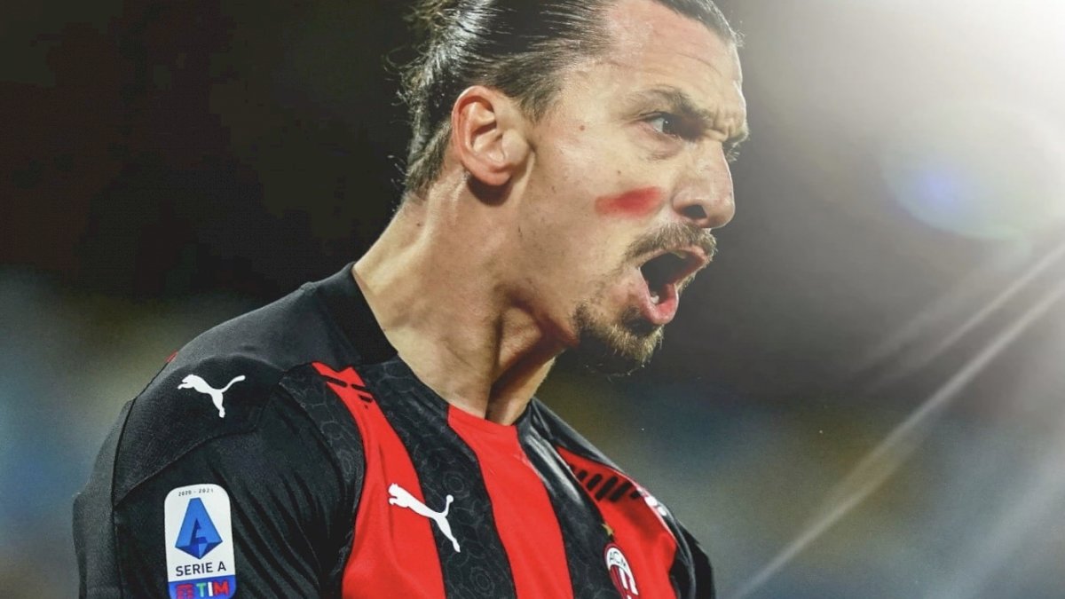 AC Milan Siap Perpanjang Kontrak Ibrahimovic
