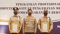 Tegas ke Pelanggar Protokol Kesehatan, Satpam Bank BRI Dapat Penghargaan dari Kapolda Sulsel