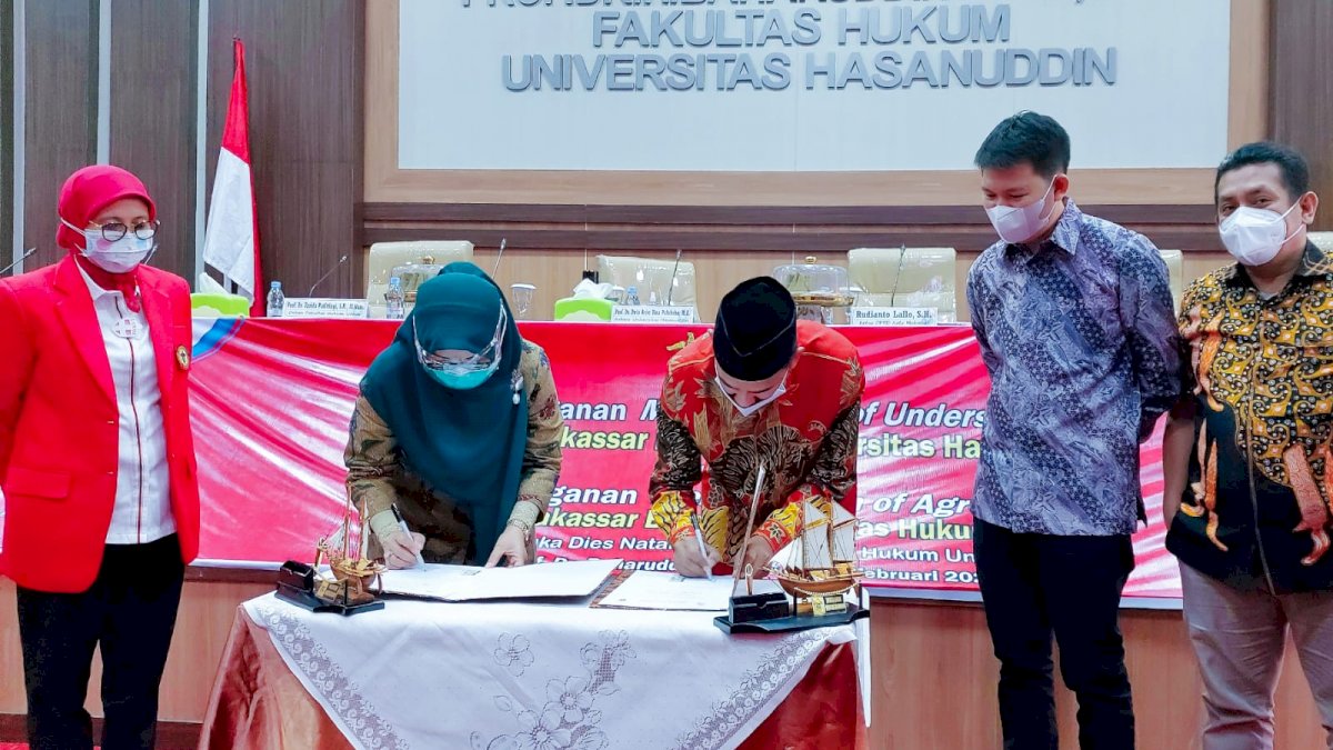 GALERI FOTO: Ketua DPRD Makassar dan FH Unhas Teken MoA