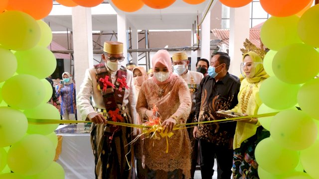 istimewa