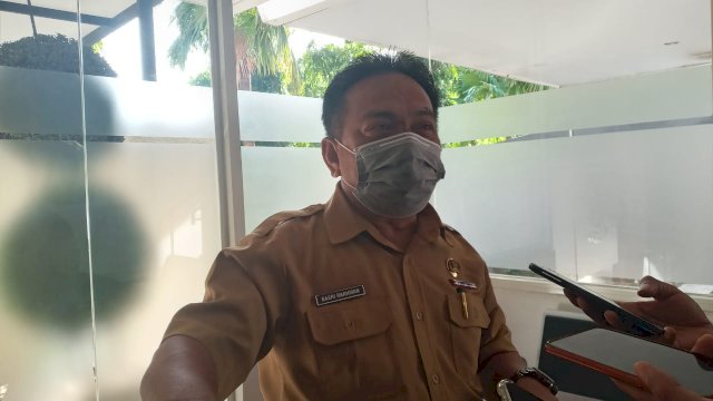 Sekretaris Badan Kepegawaian dan Pengembangan Sumber Daya Manusia Daerah (BKPSDMD) Basri Rakhman.