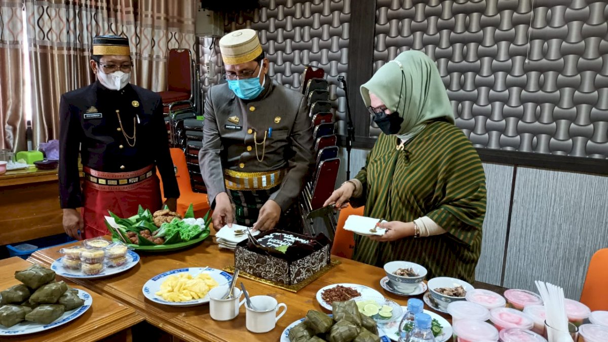 Kepala Bappeda Berulang Tahun Tepat Hari Jadi Parepare, Ucapan Selamat Berdatangan