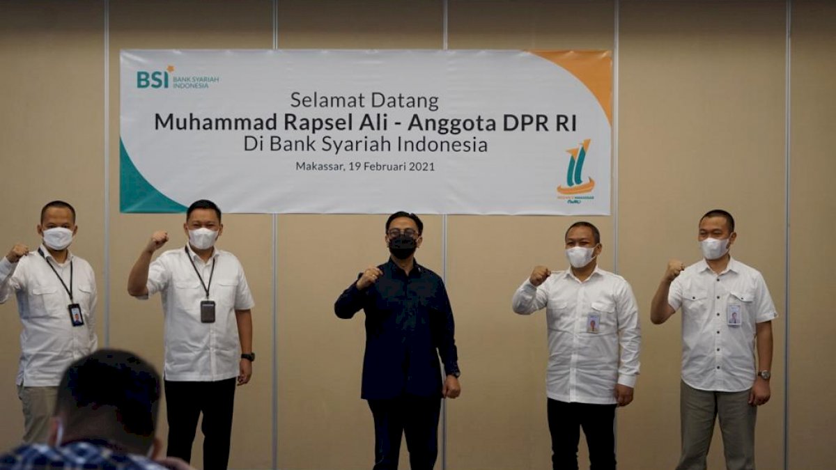 Politisi NasDem Rapsel Ali Minta BSI Hadirkan ATM di Masjid