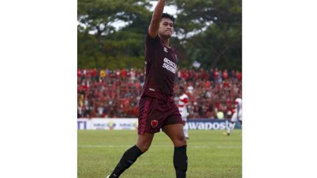 Gelandang PSM Makassar, Rizki Pellu. 