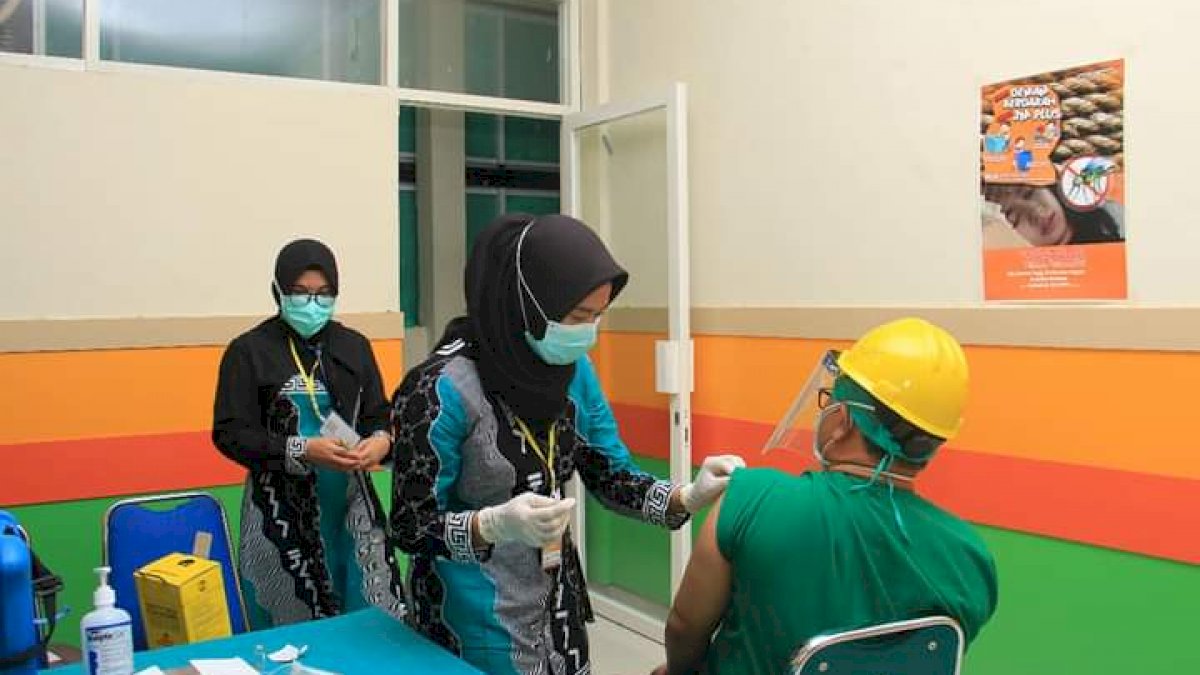 RSUD Andi Makkasau Target 643 Nakes Disuntik Vaksin
