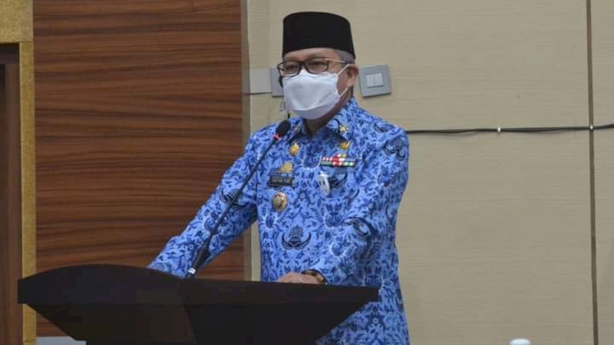 Taufan Pawe Ajak Masyarakat Berdoa Pandemi Covid-19 Berlalu