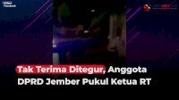 VIDEO: Tak Terima Ditegur, Anggota DPRD Jember Pukul Ketua RT