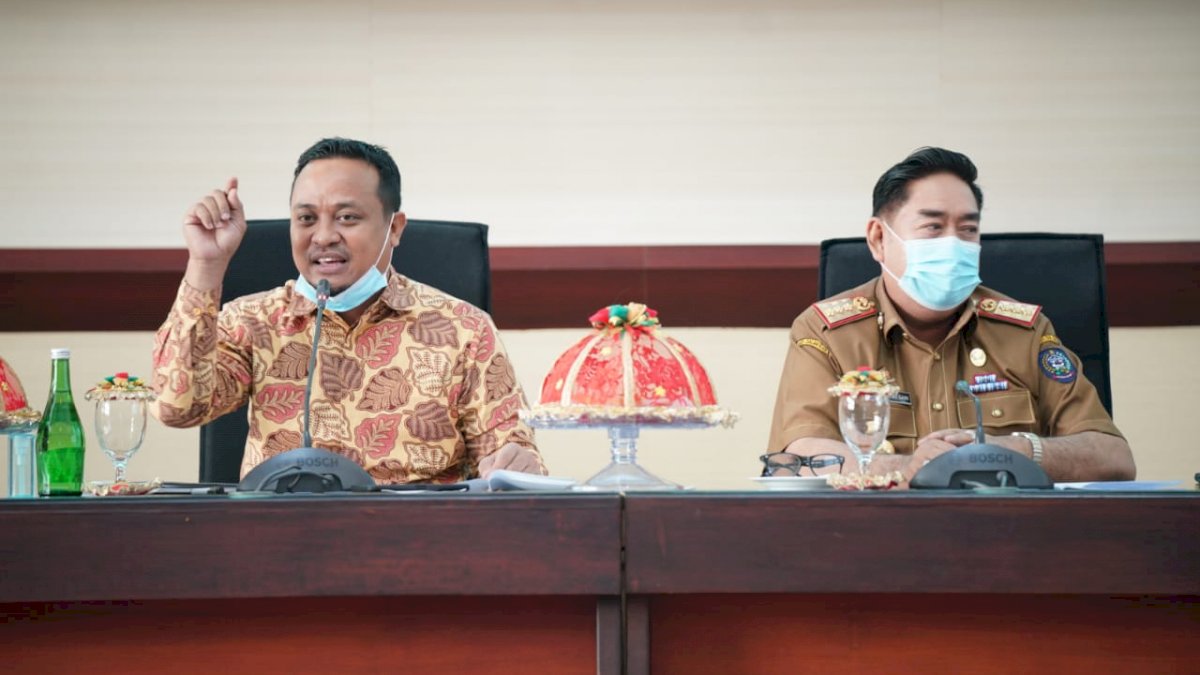 Rapat Internal Plt Gubernur Sulsel, Mana Kadis PU Rudy Djamaluddin?