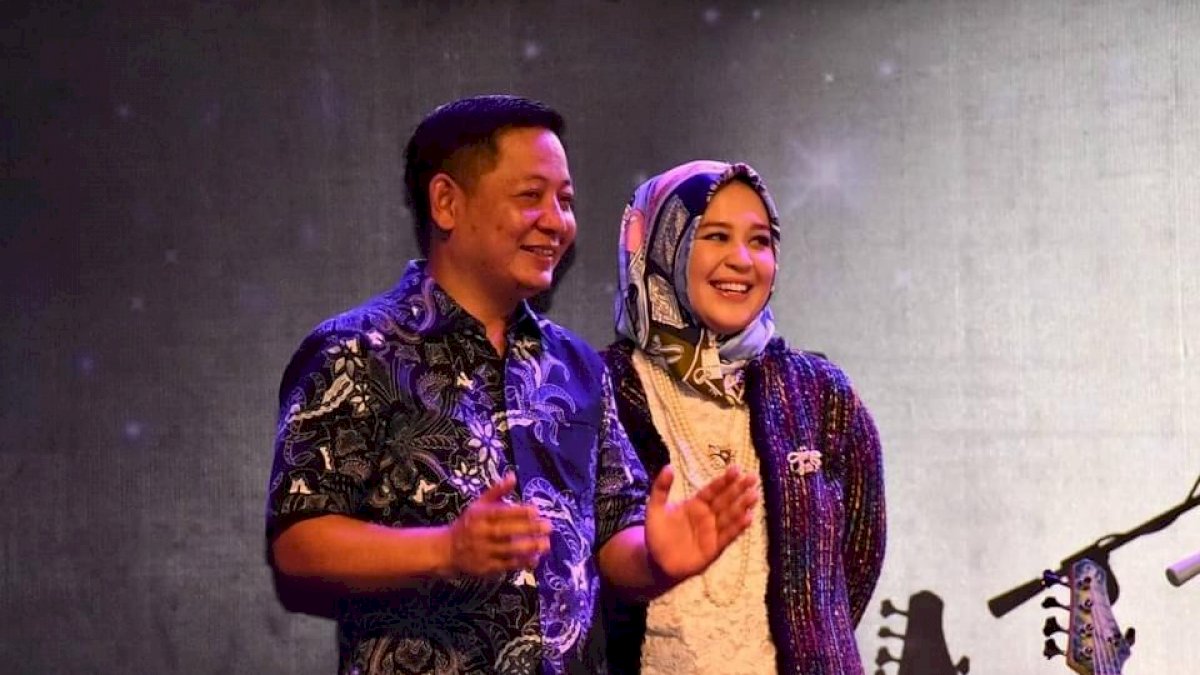 Doa dan Pesan Bijak Fatmawati Rusdi di Hari Ulang Tahun Sang Suami