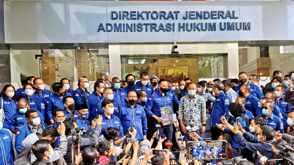 Didampingi 34 Ketua DPD, AHY Datangi Kantor Dirjen AHU KemenkumHAM