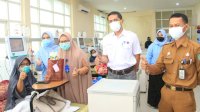 Hari Ginjal Sedunia, RSUD Parepare Bagi Cinderamata dan Edukasi Pasien