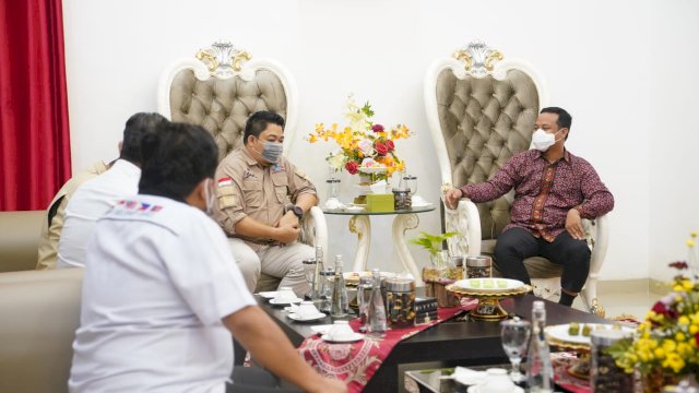 istimewa