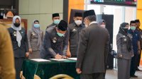 Taufan Pawe Lantik Pejabat Administrator dan Pengawas Pemkot Parepare