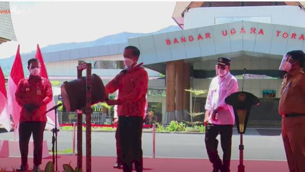 Resmikan Bandara Toraja, Jokowi: Alhamdulillah Kita Patut Bersyukur
