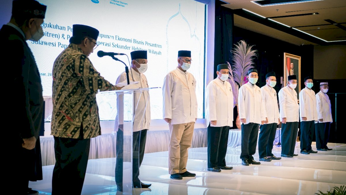 Lewat Hebitren, BI Sulsel Dorong Pengembangan Ekonomi Syariah Antar Pesantren